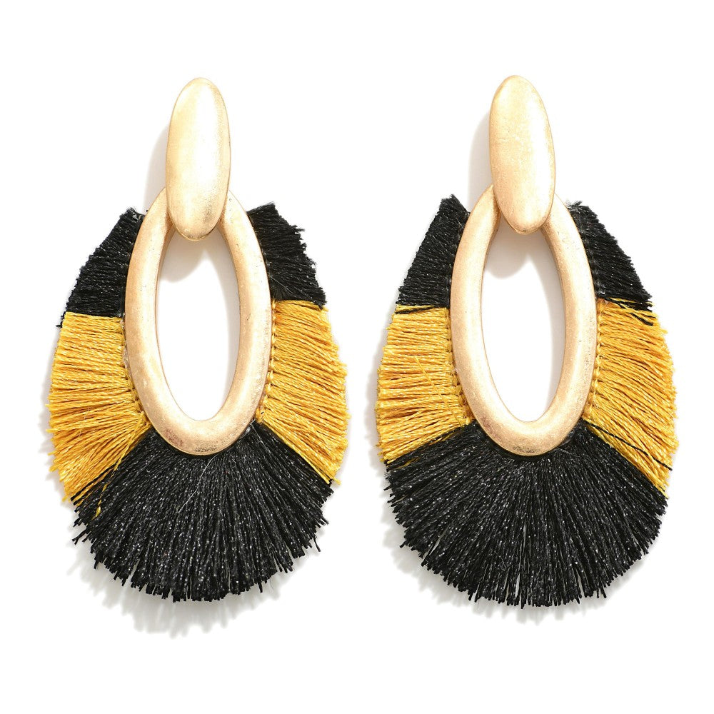 Load image into Gallery viewer, CRESCENT CITY Black and Gold Fringe Oval Hoops
