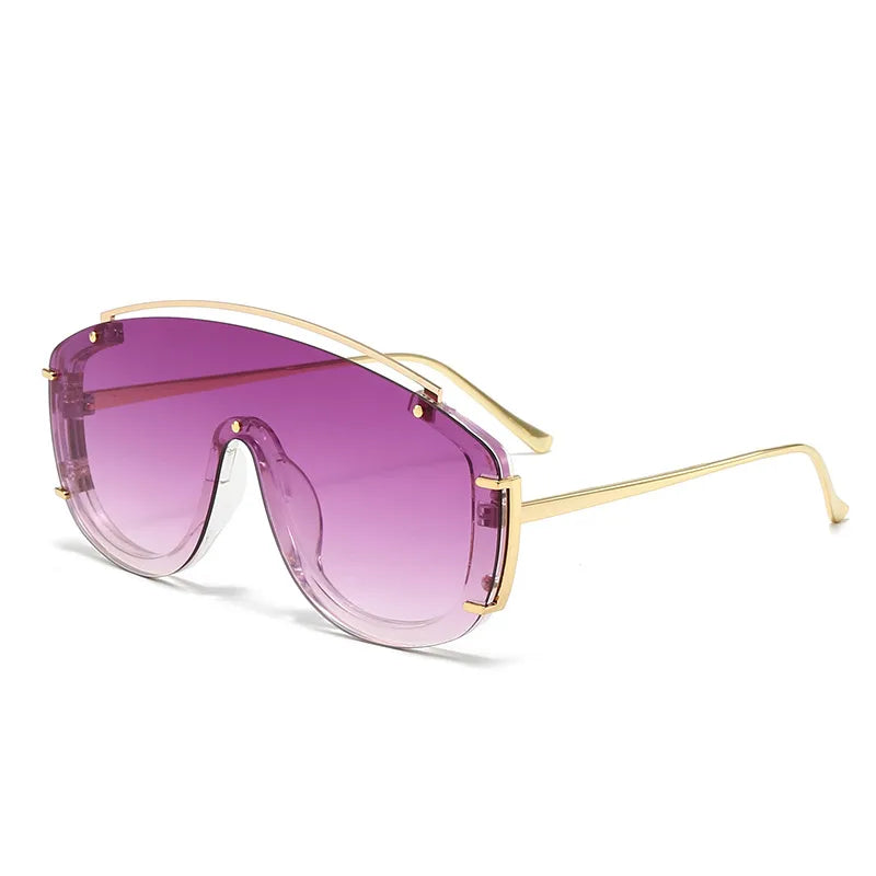 PRETTY SHADY Oversized Sunglasses